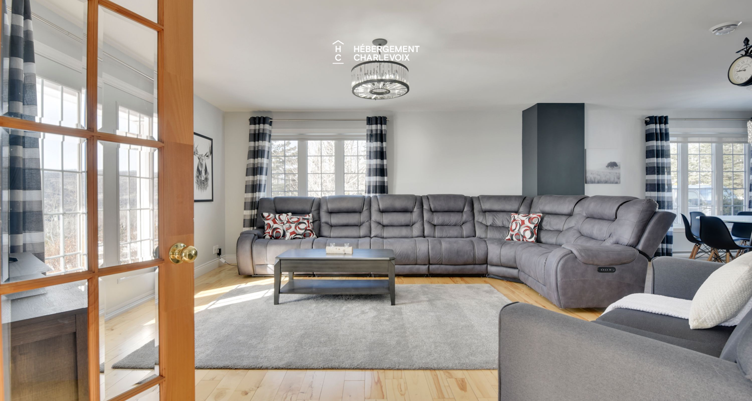 MAR-17 - Terrasse sur le toit avec vue sur le fleuve.